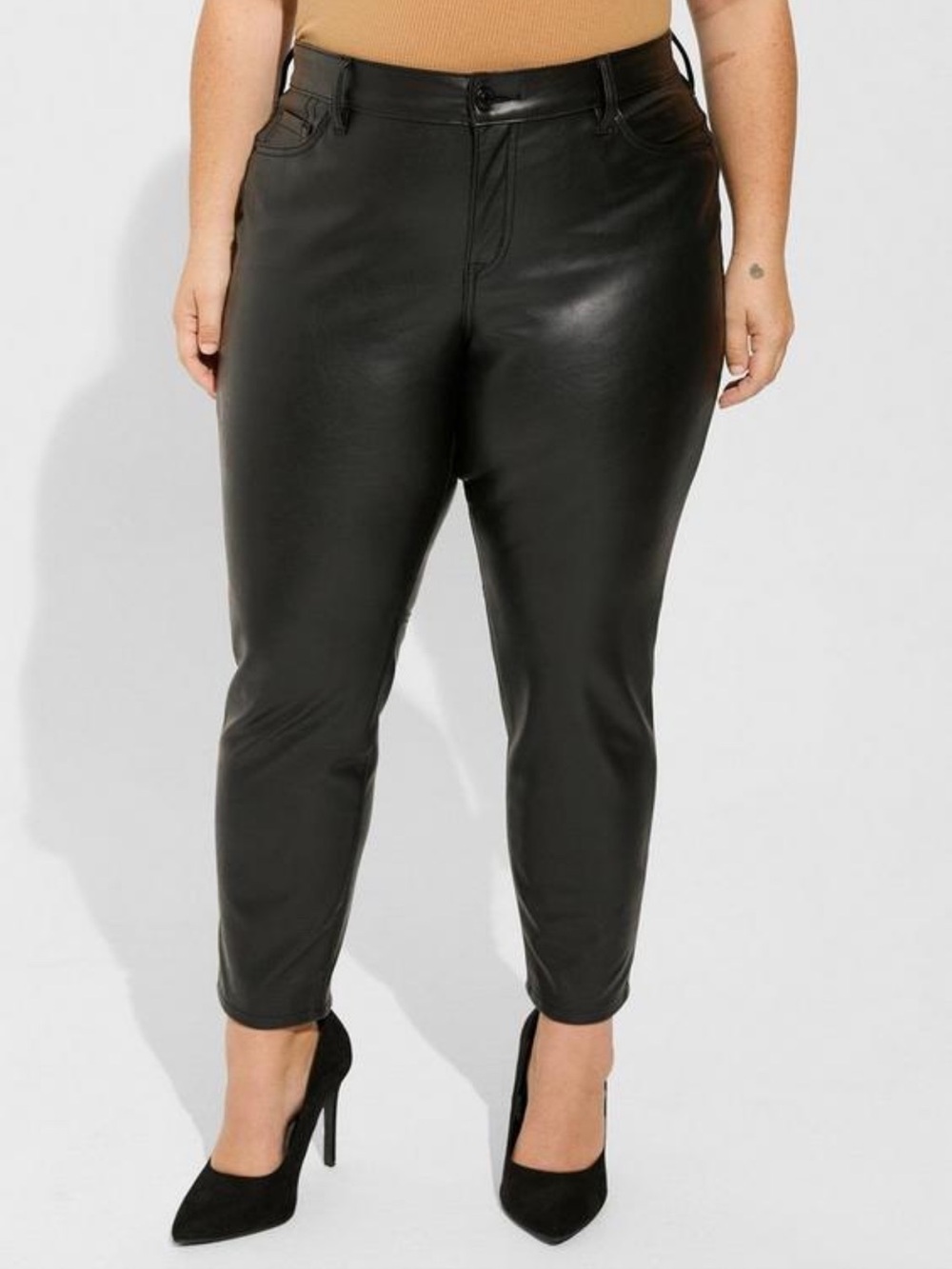 Torrid Perfect Skinny Faux Leather Mid Rise Pant‎ 16S - Picture 2 of 3